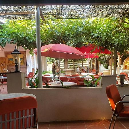 Hotel Riomar Sant Marti d'Empuries Exterior photo