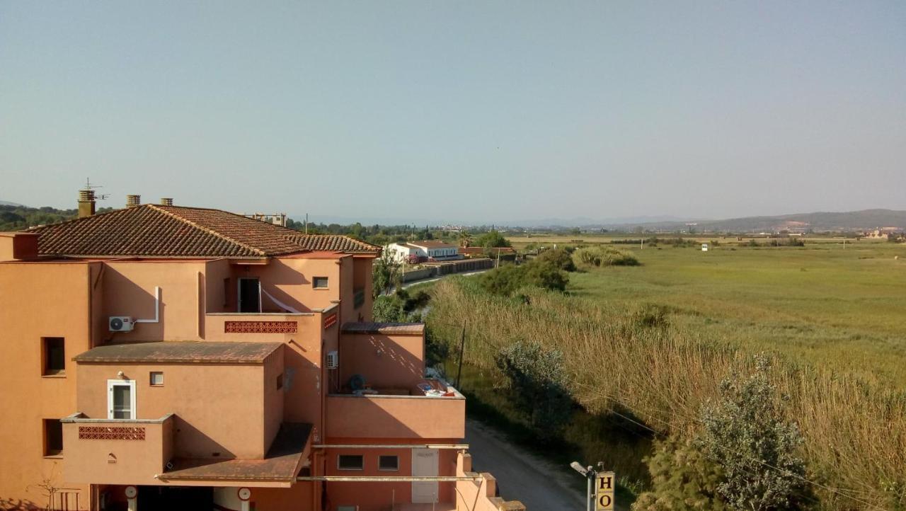 Hotel Riomar Sant Marti d'Empuries Exterior photo