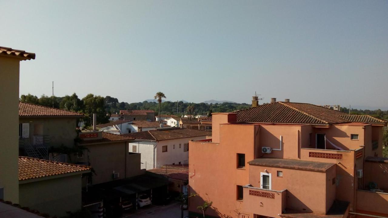 Hotel Riomar Sant Marti d'Empuries Exterior photo